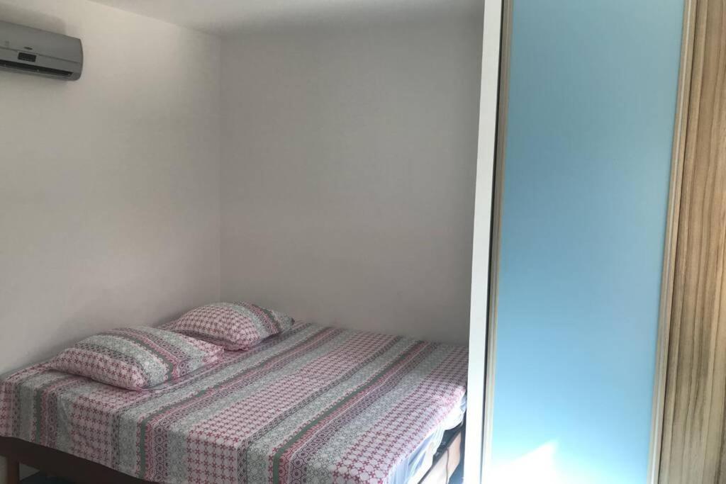 דירות Sète Joli Studio Au Mont St Clair Avec Vue Sur La Mer מראה חיצוני תמונה